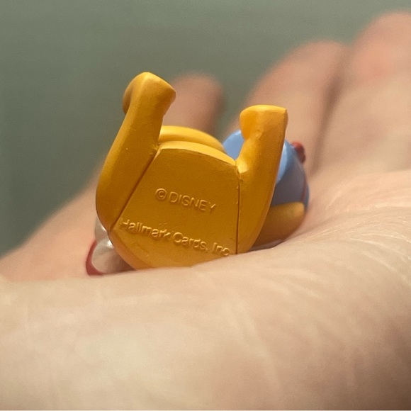 Vintage Disney Winnie the Pooh miniature Hallmark Keepsake Ornament - Picture 9 of 12